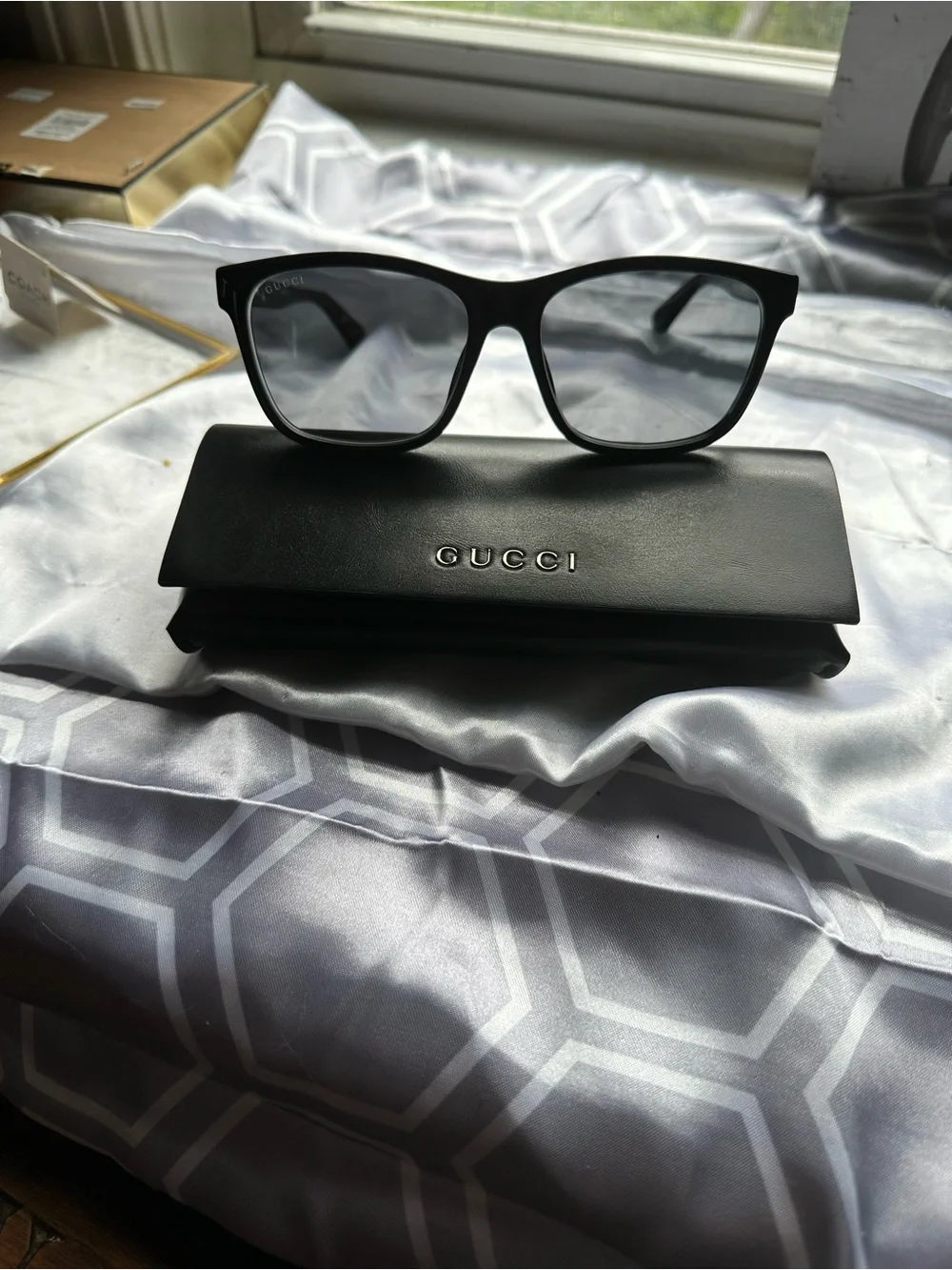 NWOT Authentic Gucci Black Sunglasses with Gold Tone Accents & Web Stripe